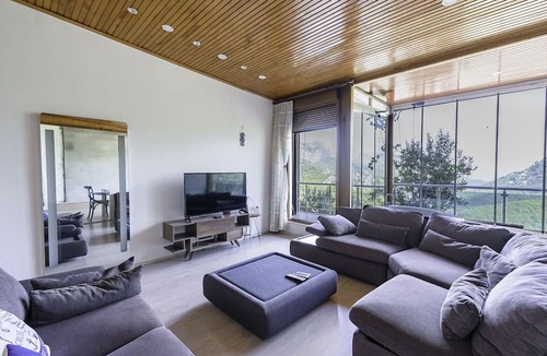 Konyaalti Apartment | Breathtaking View: 10 Min to Coast