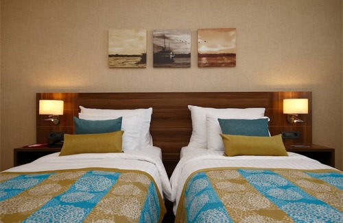 Buyukcekmece Hotel | Tuyap Palas