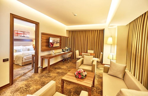 Buyukcekmece Hotel | Tuyap Palas