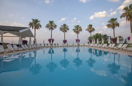 Eski Lara Hotel | Falcon Hotel