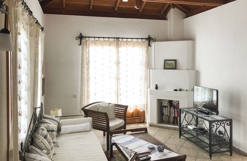 Marmaris Villa | Muz Evi - One Bedroom Villa, Sleeps 2