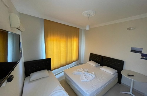 Aydincik Hotel | Ünlü Konaklama Kafe