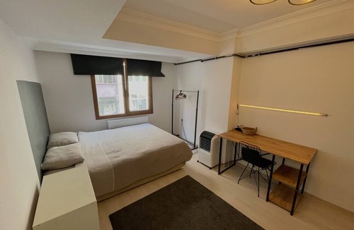Sisli Apartment | Town Center, New Building,Suitable for Family 2+1