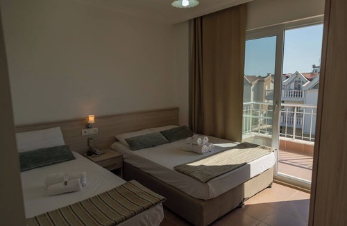 Altıeylul Hotel | Kumada Hotel Beach