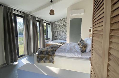 Ula Bed & Breakfast | ALBIZIA BOUTIQUE HOTEL