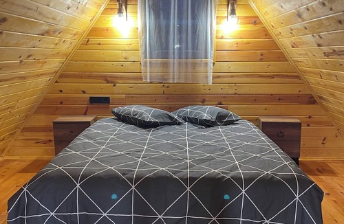 Yomra House | away from the hustle and bustle of the city, and very close to the center.