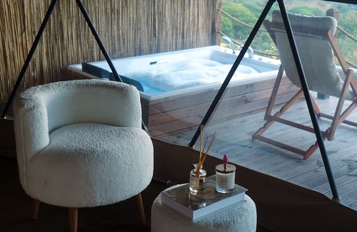 Sariyer Ski Chalet | Domes Village