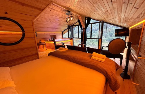 Camlihemsin Cabin | Meydan Şelale Dağ Evi
