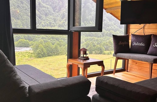 Camlihemsin Cabin | Meydan Şelale Dağ Evi