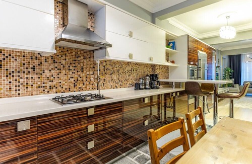 Sisli Apartment | Modern Apartment, 10 Min from Nisantasi