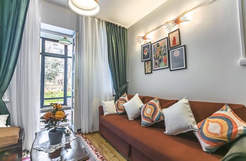 Kabatas House | House with garden terrace 10 min from Istiklal street