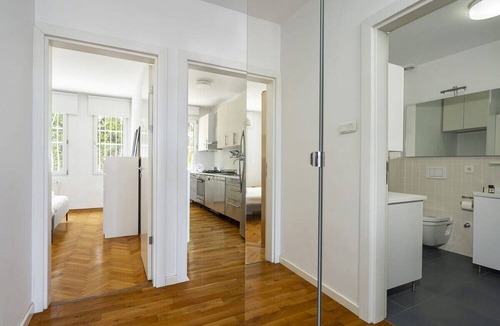 Arnavutkoy Apartment | This apartment is a 2 bedroom(s), 1 bathrooms, located in Beşiktaş, İstanbul.