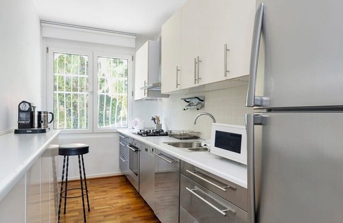 Arnavutkoy Apartment | This apartment is a 2 bedroom(s), 1 bathrooms, located in Beşiktaş, İstanbul.