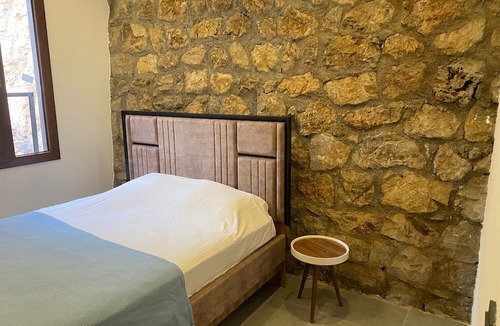 Karaoz House | Stonehouse w Fireplace, Pool and Backyard in Izmir