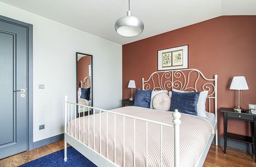 Beyoglu Apartment | Centrally Located Flat with Balcony in Beyoglu