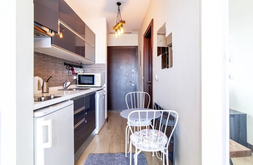Atasehir Apartment | Central Flat with Amazing City View in Atasehir