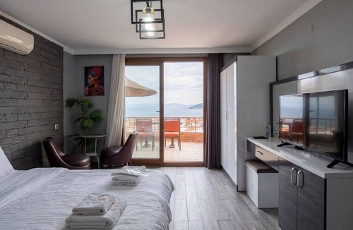 Yenifoca Hotel | Stone House Foca Butik Otel