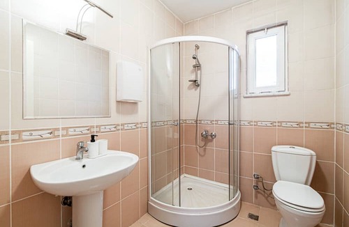 Asmali Mescit Apartment | Sleek Flat within Walking Distance to Pera Museum