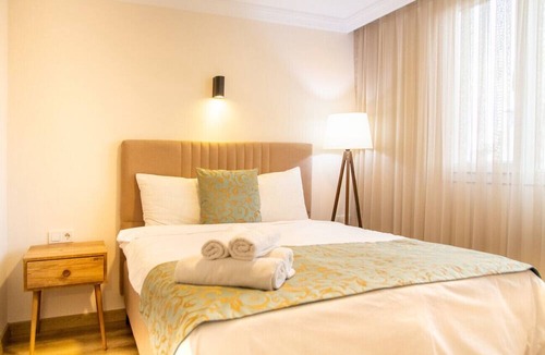 Kahramanlar Mahallesi Apartment | Colorful and Central Flat near Kulturpark Izmir