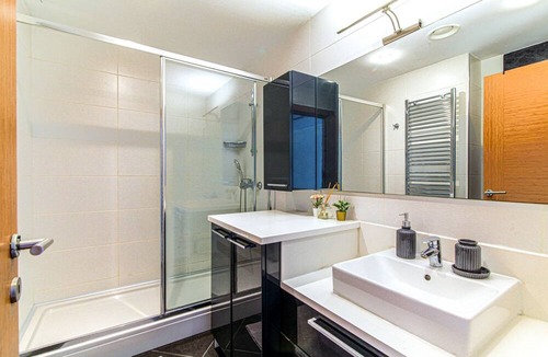 Harbiye Apartment | Luxury Residence Balcony w Pool in Sisli