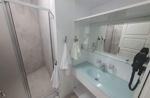 Bahcelievler Apartment | 5 minutes subway,metrobus,hospitals,shopping malls