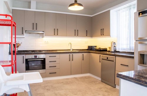 Ozbek Koyu Villa | Fully Furnished and Stylish Villa in Izmir