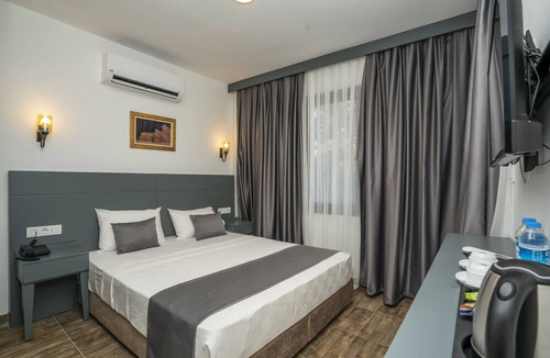 Avlana Hotel | Kensington Kerdime Beach Hotel