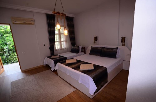 Seydikemer Bed & Breakfast | Tlos Butik Otel