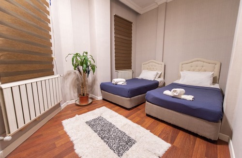 Gumussuyu Mahallesi Apartment | Taksim Center Best Location 2+1 (140m2)