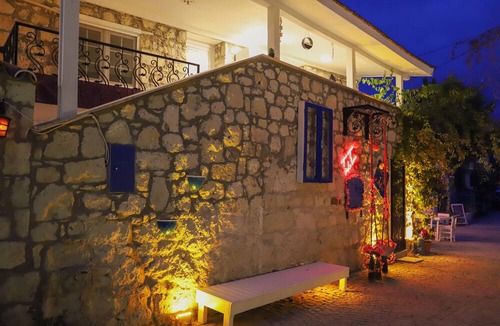 Alacati Hotel | Usta x Cirak Butik Otel