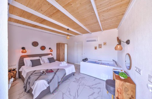 Kas House | Deluxe Vi̇lla FOR 4 People