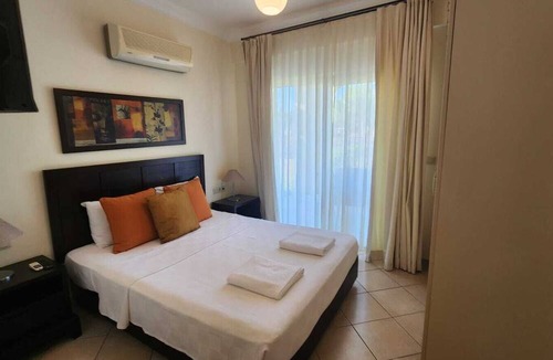 Mentese House | Kum plaja sahip, çocuklar için mini club ve kaydıraklı havuzu mevcut