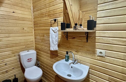 Cayeli Ski Chalet | Deniz ve Doğa Manzaralı Büyük Ahşap ev