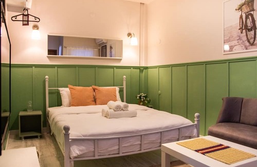 Old Town Apartment | Cozy Studio Flat 5 min to Kordon Alsancak in Izmir