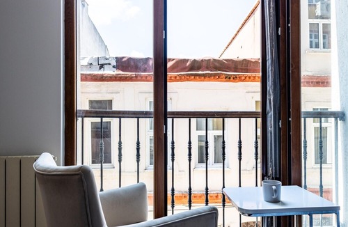 Harbiye Apartment | Convenient Flat 10 min to Taksim and City’s Mall