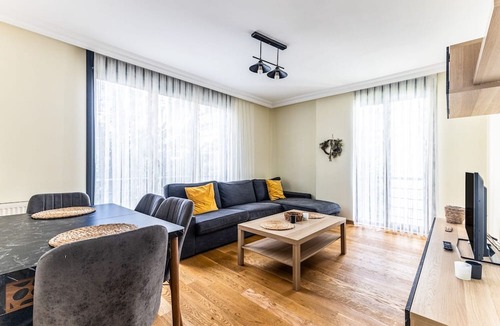 Erenkoy Apartment | Furnished Flat, 5 min to Marmaray, 10 min to Coast