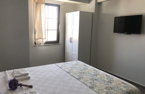 Bozcaada Hotel | Demirtaş Pansiyon