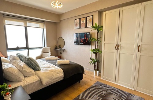 Umraniye Apartment | Luxury 2+1 Residence with Sea View