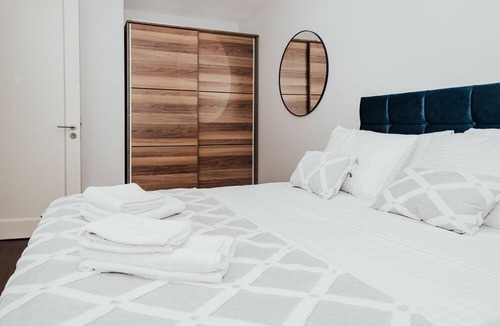 Taksim Apartment | Luxury Apartment near Taksim with GYM & Pool
