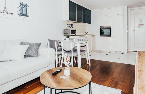 Taksim Apartment | Luxury Apartment near Taksim with GYM & Pool