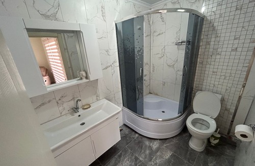 Orhangazi Villa | Iznik Sunshine Lake House with stunning views