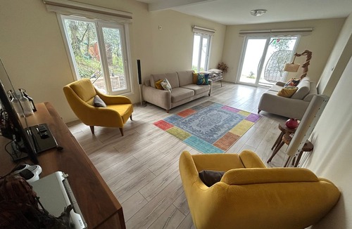 Orhangazi Villa | Iznik Sunshine Lake House with stunning views