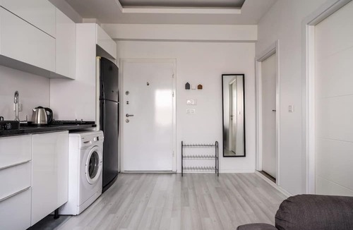 Esenyurt Apartment | Convenient and Modern Flat in Central Beylikduzu