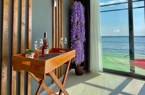 Yesilyurt Koyu Hotel | Ada Tiny House Otel