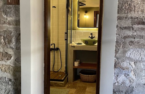 Ayvalik City Center House | Cheerful, Greek rooted Ayvalık townhouse