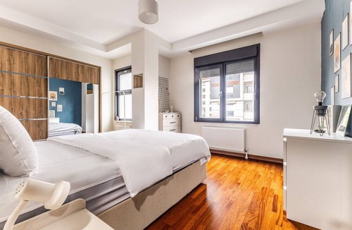 Suadiye Apartment | Spacious Flat Near Bagdat Avenue in Suadiye