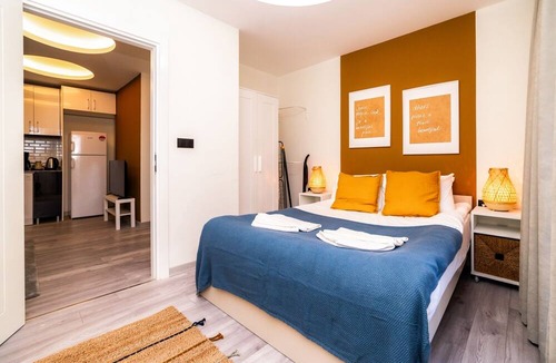 Kaleici Apartment | Charming Flat 2 min to Beach in Antalya