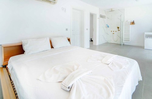 Koyunbaba Villa | Sea Duplex Villa with Terrace 3 min to Beach