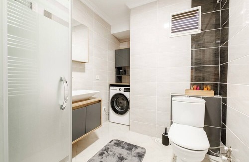 Rasimpasa Apartment | Charming Flat, 3 min to Bull Statue, 5 min to Moda