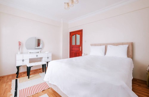 Sisli Apartment | Central Flat Near Cevahir Mall and Metro in Sisli